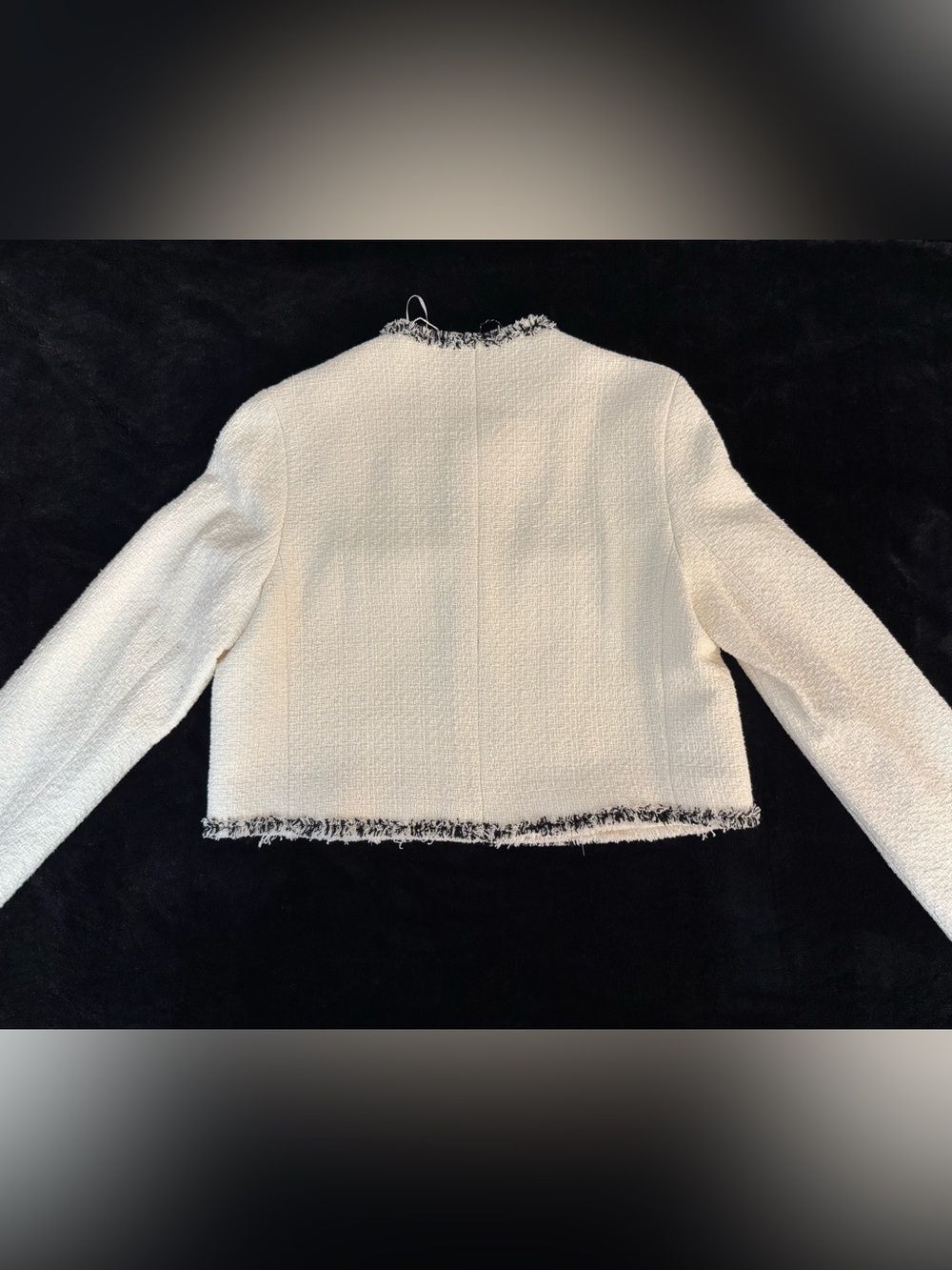 NWOT Mango Cinta Cropped Tweed Jacket Cream with Black Trim Size Large - Picture 10 of 13